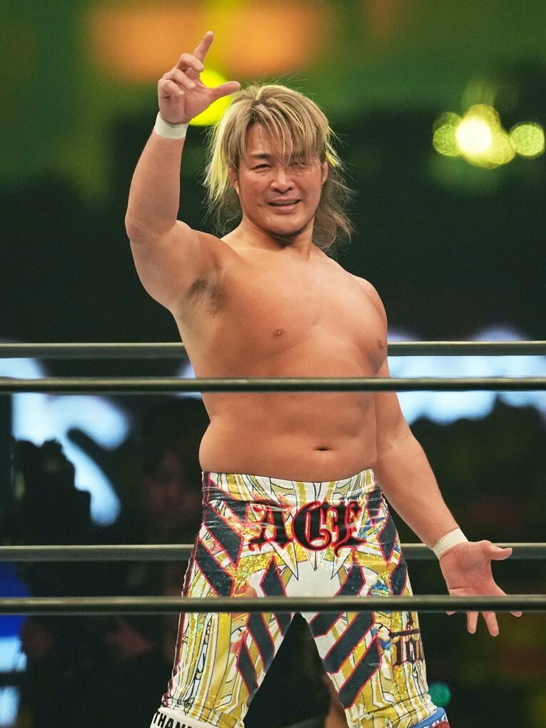 ポーズを取る棚橋弘至　©Essei Hara