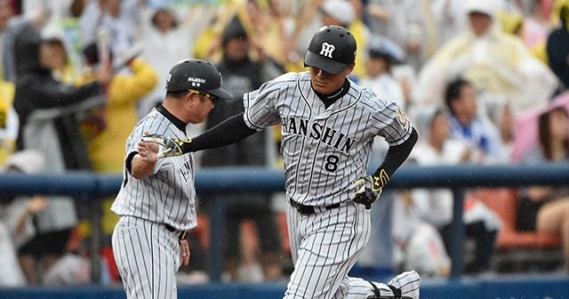 晋太郎！ ウメ！ 逃げるな！」福留孝介が阪神で本当に欲したもの。（2／3） - プロ野球 - Number Web - ナンバー