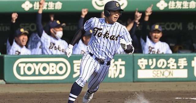 センバツ】寮長や元コーチャーが本塁打、昨秋ベンチ外→甲子園で好投