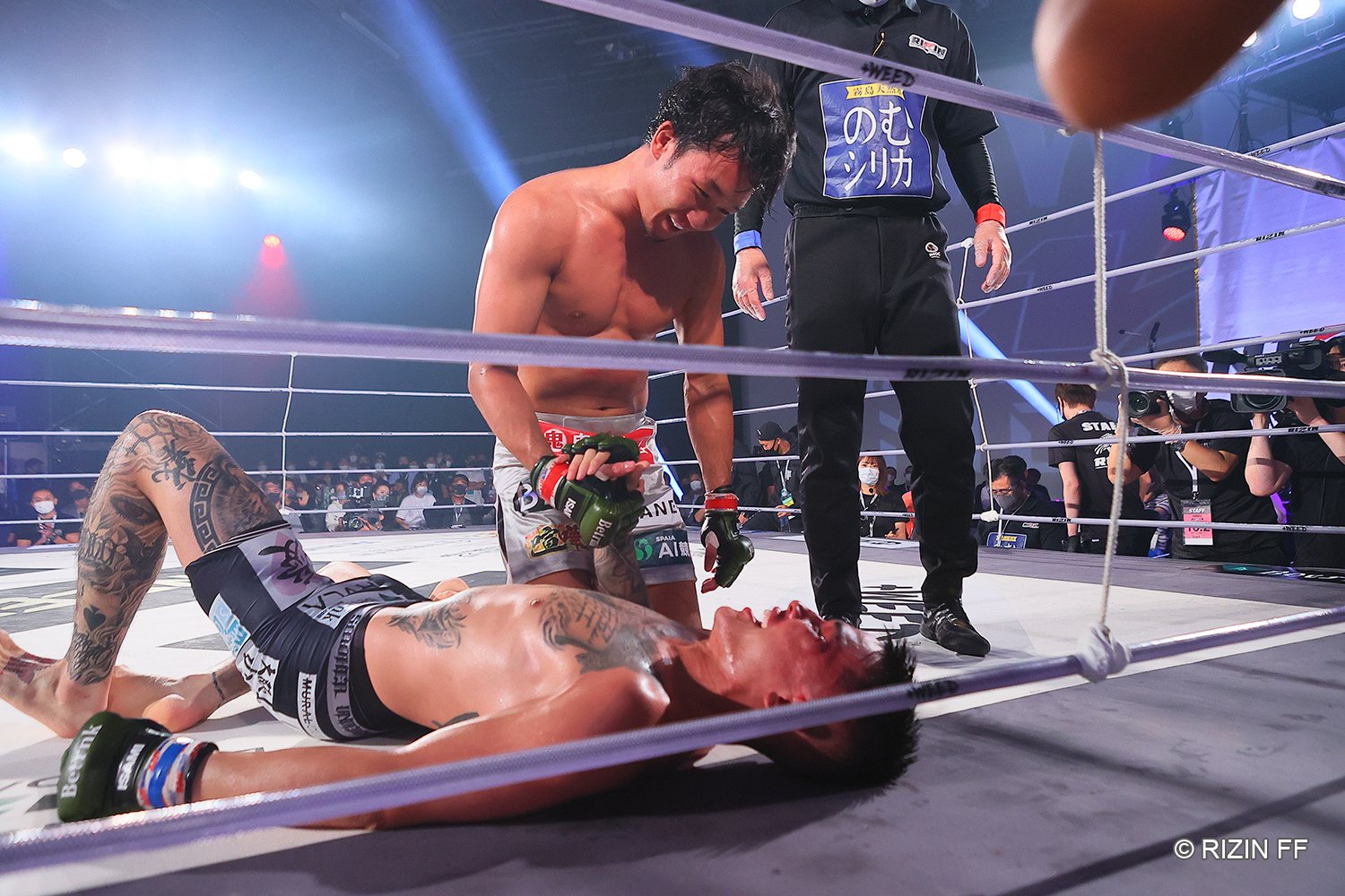 朝倉は試合後には「結構なプレッシャーがあった」と明かした　©RIZIN FF