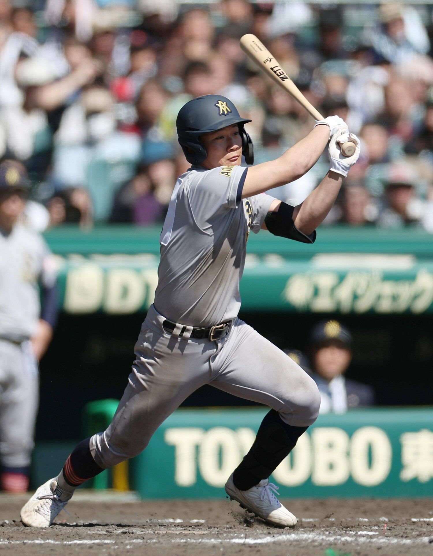 青森山田の対馬陸翔。木製バットを使用していたことが話題になった　©JIJI PRESS