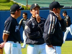 日本ハム監督に就任した、栗山英樹が貫く“信念”。～“魔術師”三原脩に近づけるか？～