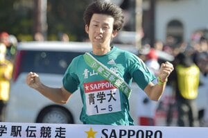 「とにかく止まらんようにと…」箱根駅伝の青学大“神のいない山”に挑んだ無名のランナーを襲った“まさかの異変”「結局、誰にも言えなかったですけど…」