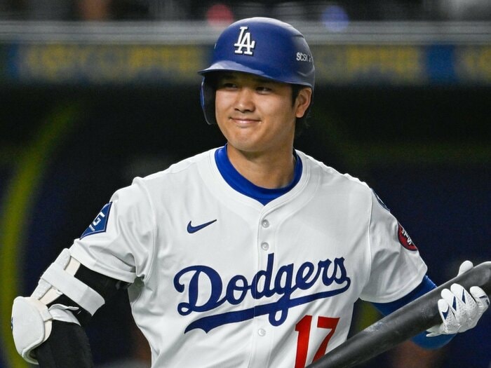 真美子夫人出産で「大谷翔平はのんびりでもいい」が…NHK解説者が注目するドジャース“要注意”ポイント「外野手問題とライバルの猛追」<Number Web> photograph by Nanae Suzuki