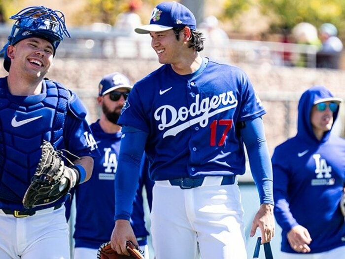 「“スランプ説”すら冗談話に」ドジャース大谷翔平が“衝撃の二刀流”を見せる2日前…「球場外まで飛ばしてた」マンシーが仰天した打撃練習＜Number Web＞ photograph by Nanae Suzuki