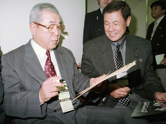 「野村克也さんの毛筆は立派」「清原和博さんは現役晩年…」サイン鑑定の第一人者が見た、達筆の野球人〈今の選手への要望も〉<Number Web> photograph by Sankei Shimbun