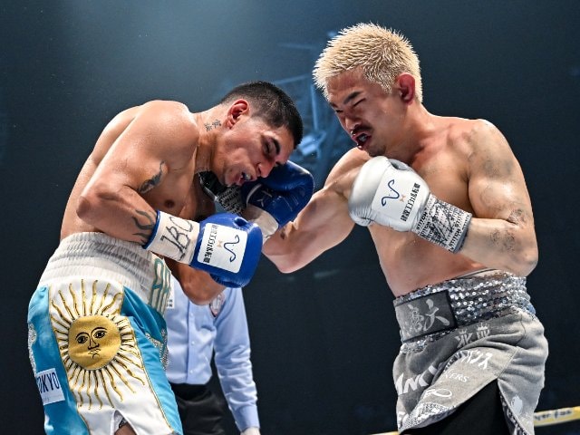 井岡一翔36歳の左フックでマルティネスが崩れ落ち…“ダウンを奪って敗れ