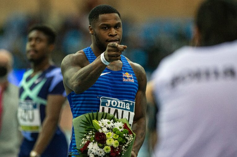 世界陸上でスプリント王国アメリカのリレーメンバーの一員となったイライジャ・ホール ／ photograph by Getty Images