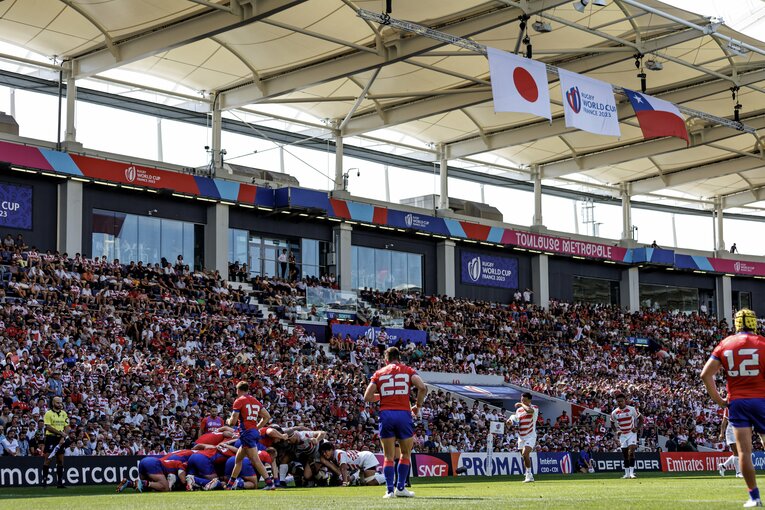 スタジアムには熱狂的なチリファンが詰めかけ、異様な盛り上がりを見せた　©Kiichi Matsumoto