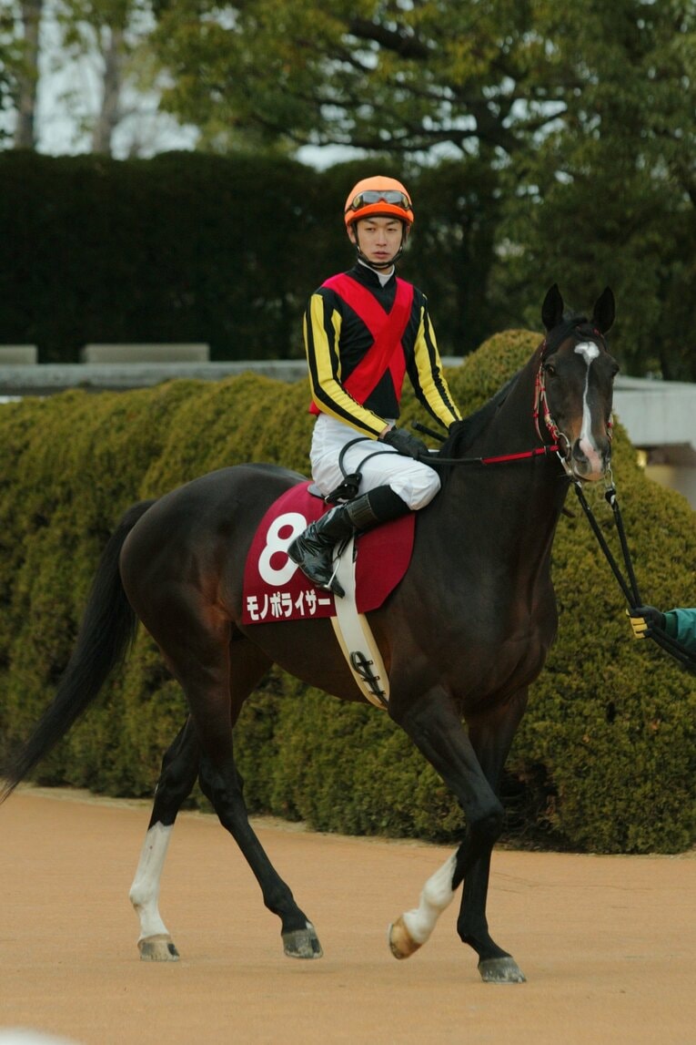 最後の重賞挑戦となった2005年の日経新春杯。武幸四郎が騎乗したモノポライザーはシンガリ負けを喫した　©Yuji Takahashi