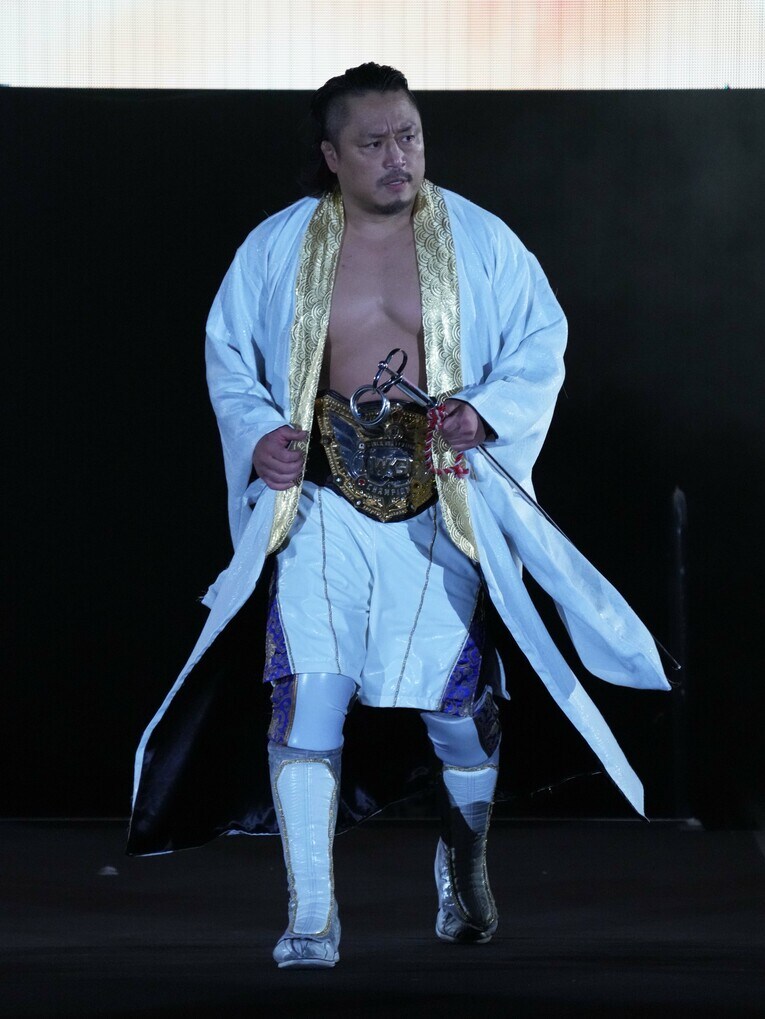 入場するIWGP世界王者の後藤洋央紀　©Essei Hara