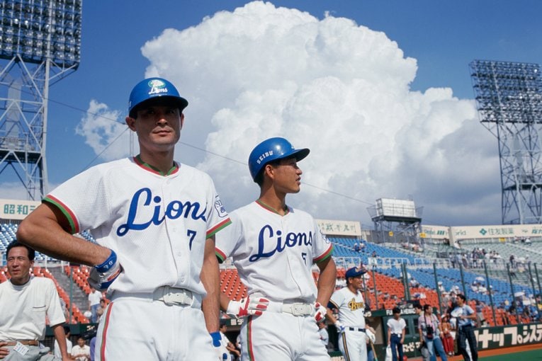 石毛宏典と辻発彦 ©BUNGEISHUNJU