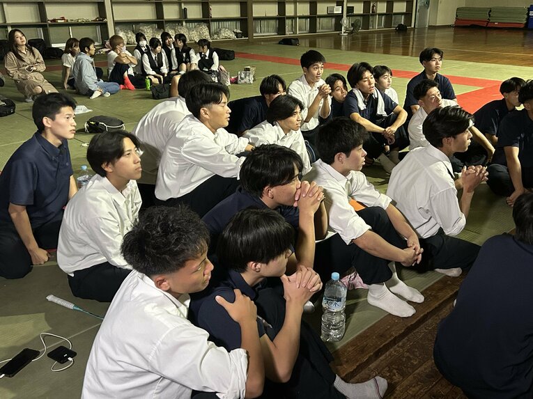 無名公立校・沼津商のドラフト初指名…後藤と仲間たちの号泣・喜び舞台裏を見る（画像は右に続きます）　　©Jun Aida