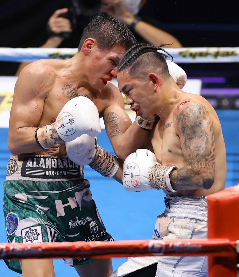 メキシコ特有のリズムに苦戦したが、井岡は落ち着いていた