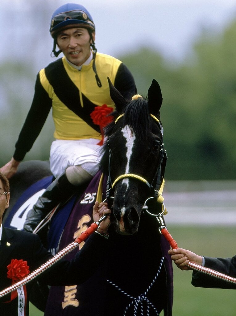マンハッタンカフェと蛯名正義 ／ photograph by AFLO