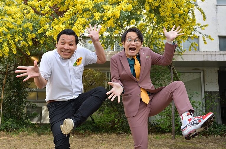 インディアンスの田渕章裕（左、ボケ担当、35歳）ときむ（右、ツッコミ担当、33歳） ／ photograph by Hideki Sugiyama