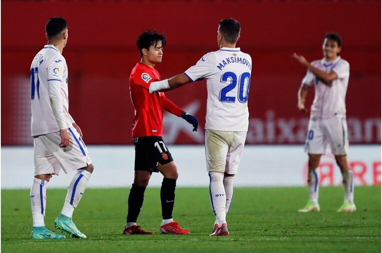 「クーボ！ クーボ！」大歓声が何度も… 久保建英を撮影カメラマンが見た希望の光《古巣ヘタフェからも復帰祝い》(38)