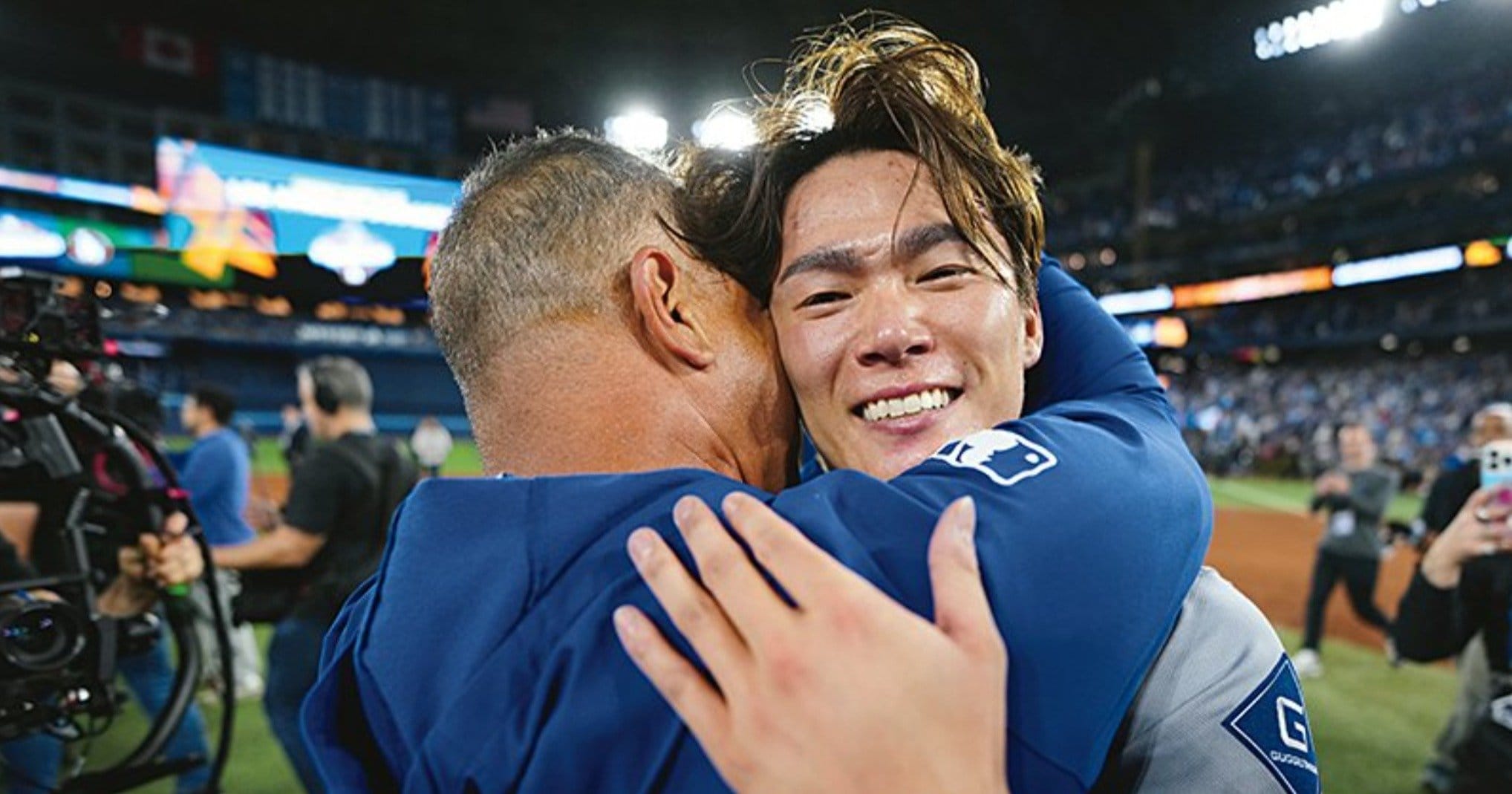 ぼくはドジャースを愛しています」山本由伸の“心を揺さぶる英語