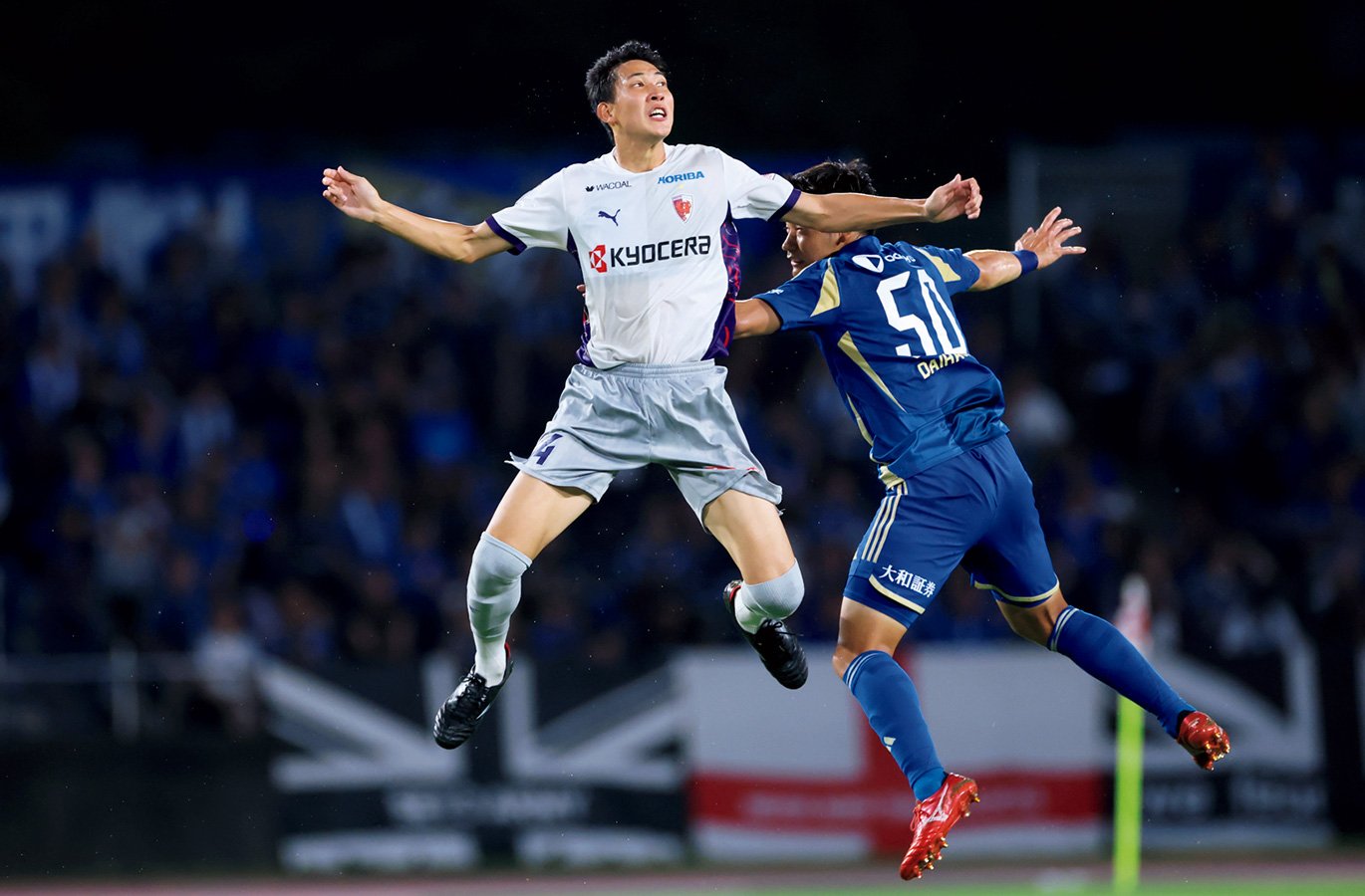 試合時に力が入らないように」京都サンガの空中戦を司る大型FW