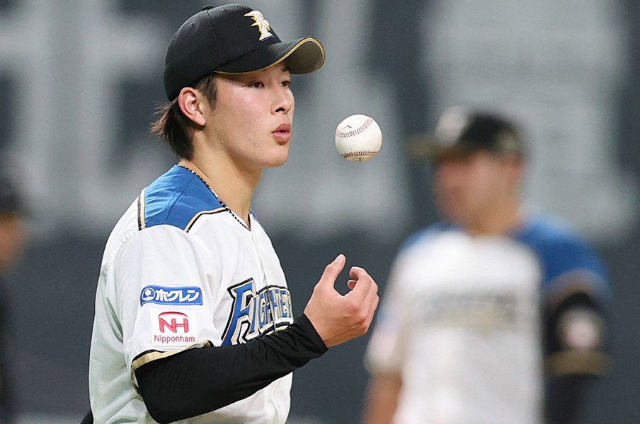 吉田輝星は高卒3年目の急成長を果たせるか(c)JIJI PRESS