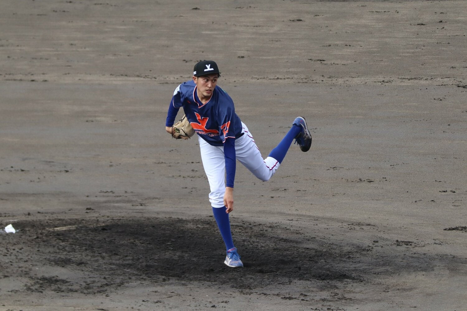 今西のピッチング ©Kou Hiroo