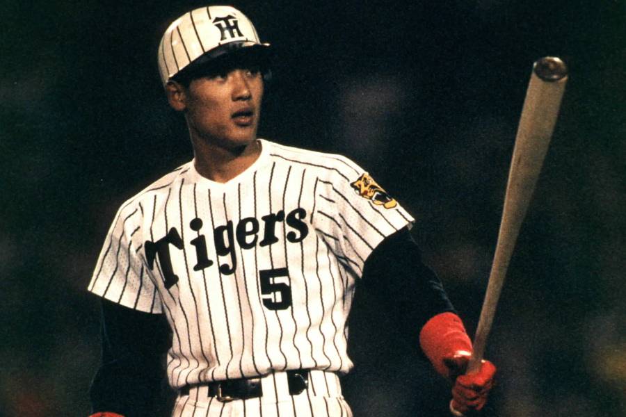99年からの2年間、野村克也監督の下でプレーした新庄 ©BUNGEISHUNJU