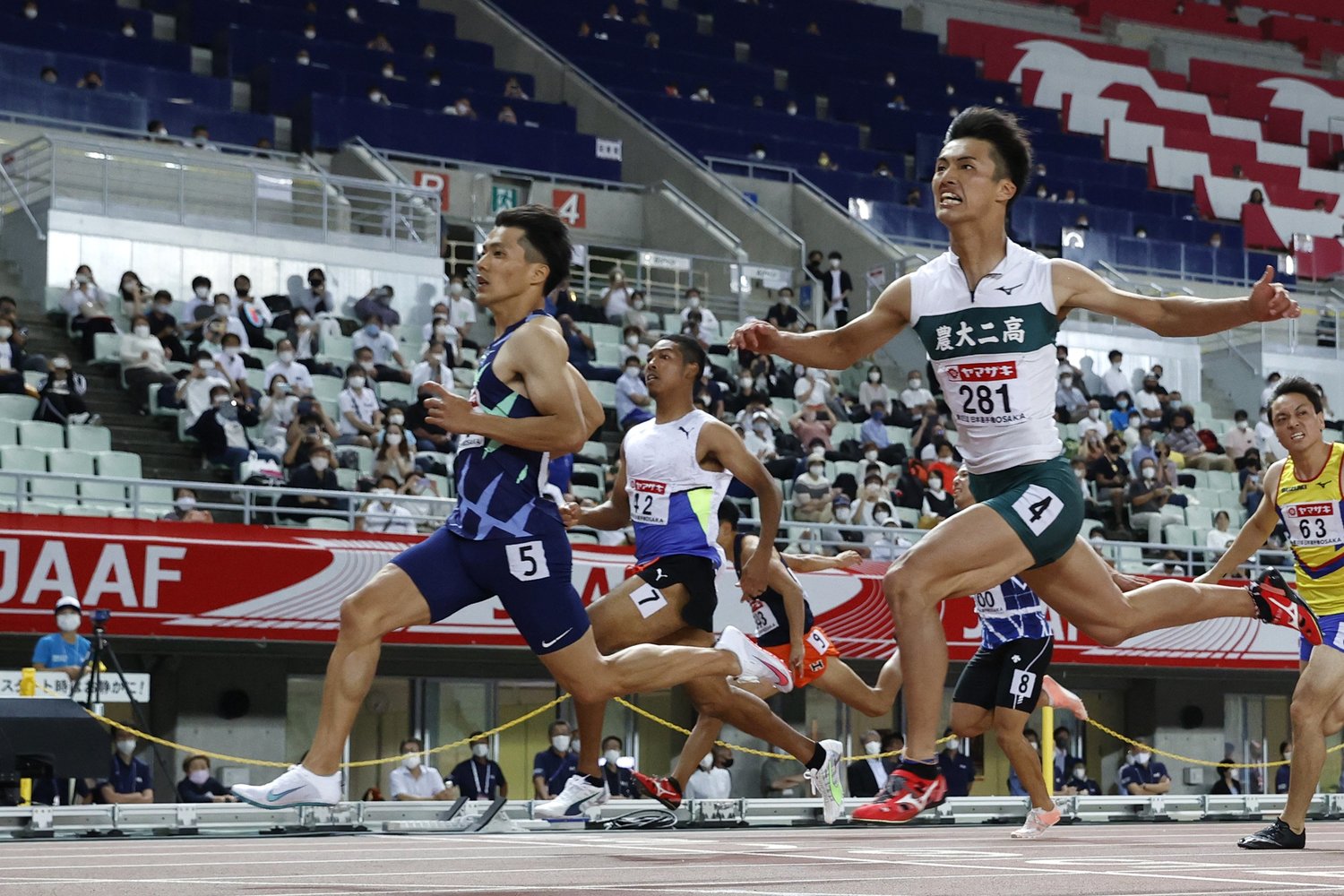 準決勝1組で1着に入った山縣。決勝では3着で五輪内定した©Toru Hanai/Getty Images