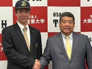 ドラフトウラ話《オリックス2位指名》大阪桐蔭エースは“複雑な表情”で親友を語った…主将がまさかの指名漏れ「あまりに酷です…」部長もポツリ、記者が密着
