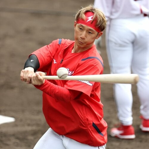 「僕が出るところなんてない」侍ジャパン不選出の広島・西川龍馬が、WBCに微塵も未練を見せない理由《吉田の後輩、誠也と同学年、近藤は自主トレ仲間》 -  侍ジャパン | プロ野球 - Number Web - ナンバー