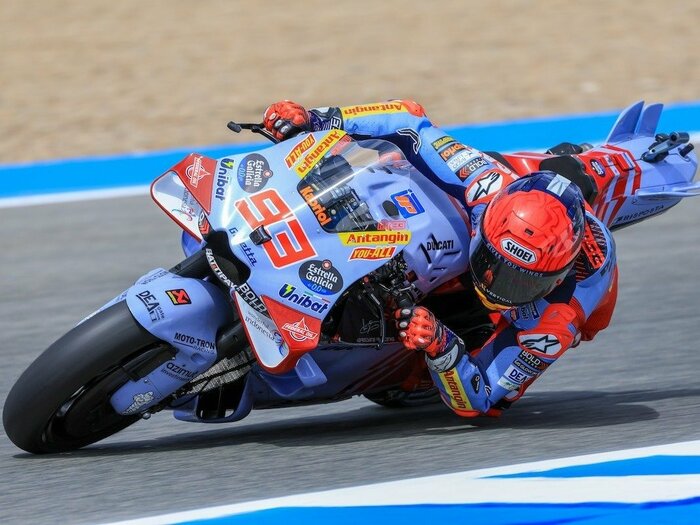 MotoGPのスペイン勢なぜ強い？ 母国の英雄マルケスの移籍後初優勝に期待高まるカタルーニャGPで強化の理由を考える＜Number Web＞ photograph by Satoshi Endo