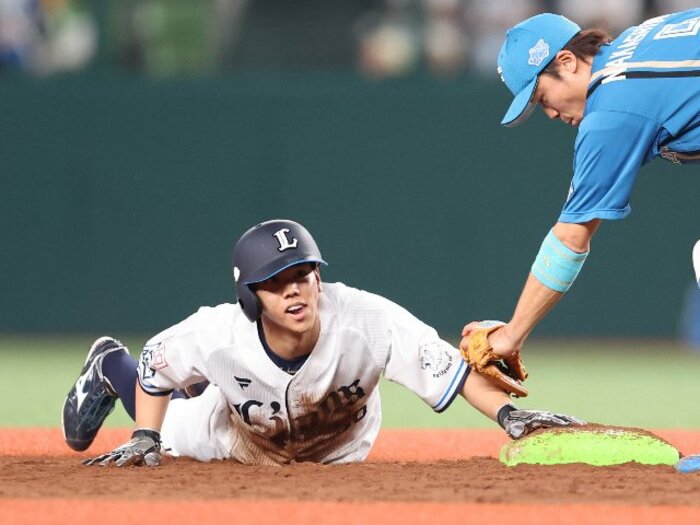 西武・高松渡「ヘッドスライディングの理由」“気合の表れ”じゃない！ リプレー検証時代の“勝てる盗塁術”とは…スペシャリストの準備と思考法＜Number Web＞ photograph by JIJI PRESS