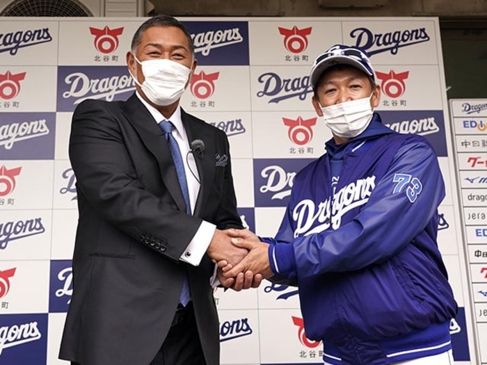 PL学園はなぜ“最強チーム”になったのか? 清原和博氏の始球式、コーチの配置転換…中日・立浪監督“賛否の決断”に宿る母校の教え<Number Web> photograph by Sankei Shimbun