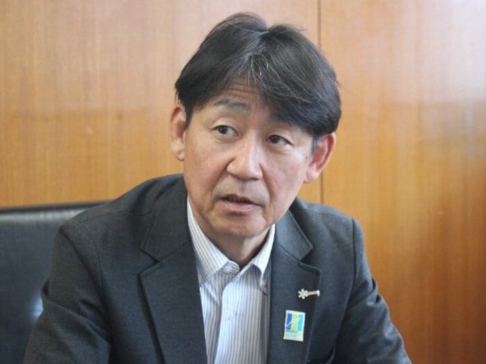 スキージャンプ“日本に不利益なルール変更”は真実か？ 岡部孝信「スキー板が5、6cm短くなった」当事者の“本音”「それでも不利とは言いたくない」＜Number Web＞ photograph by Number Web