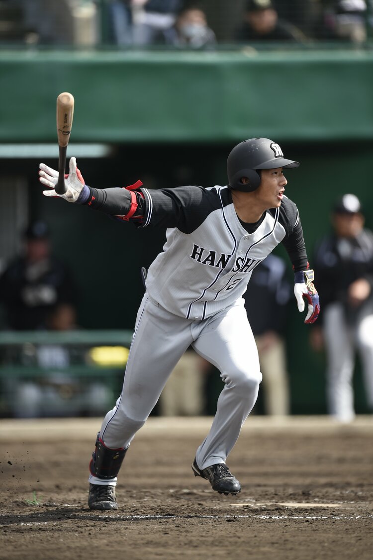 阪神タイガース　横田慎太郎選手　バット 🌈横田慎太郎ギャラリー🌈】 19年5月に撮影。「今日はバット構え