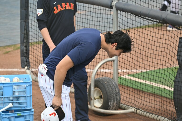 頭を下げる大谷　©︎Naoya Sanuki
