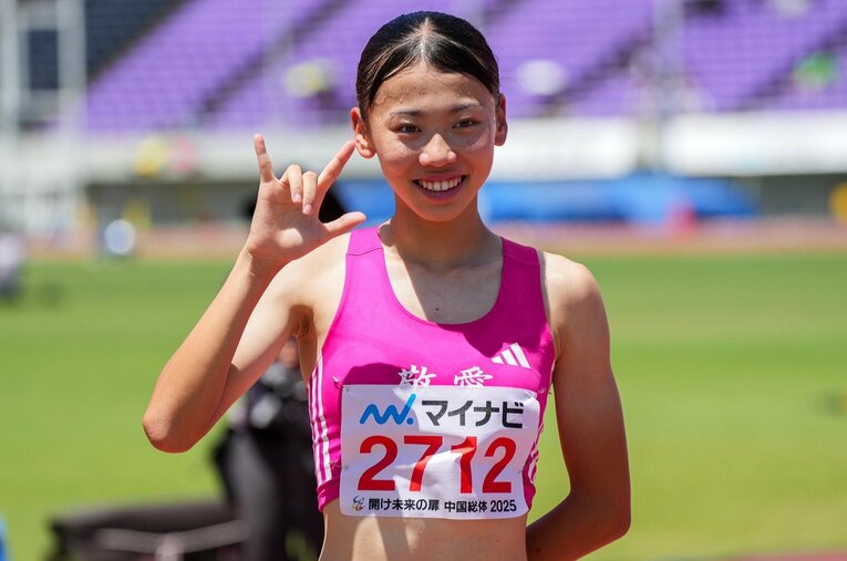 史上初となる高校総体800ｍでの3連覇を達成した久保凛（東大阪敬愛高）。世陸出場濃厚と言われる中で、高校最後の大舞台にも全力投球だった ／ photograph by Satoshi Wada