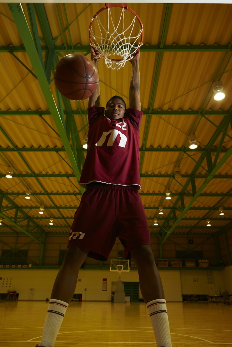 明成高校時代の八村塁　©Tadashi Shirasawa