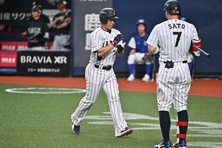 「お茶ポーズ」。これから浸透するか……？　©Hideki Sugiyama