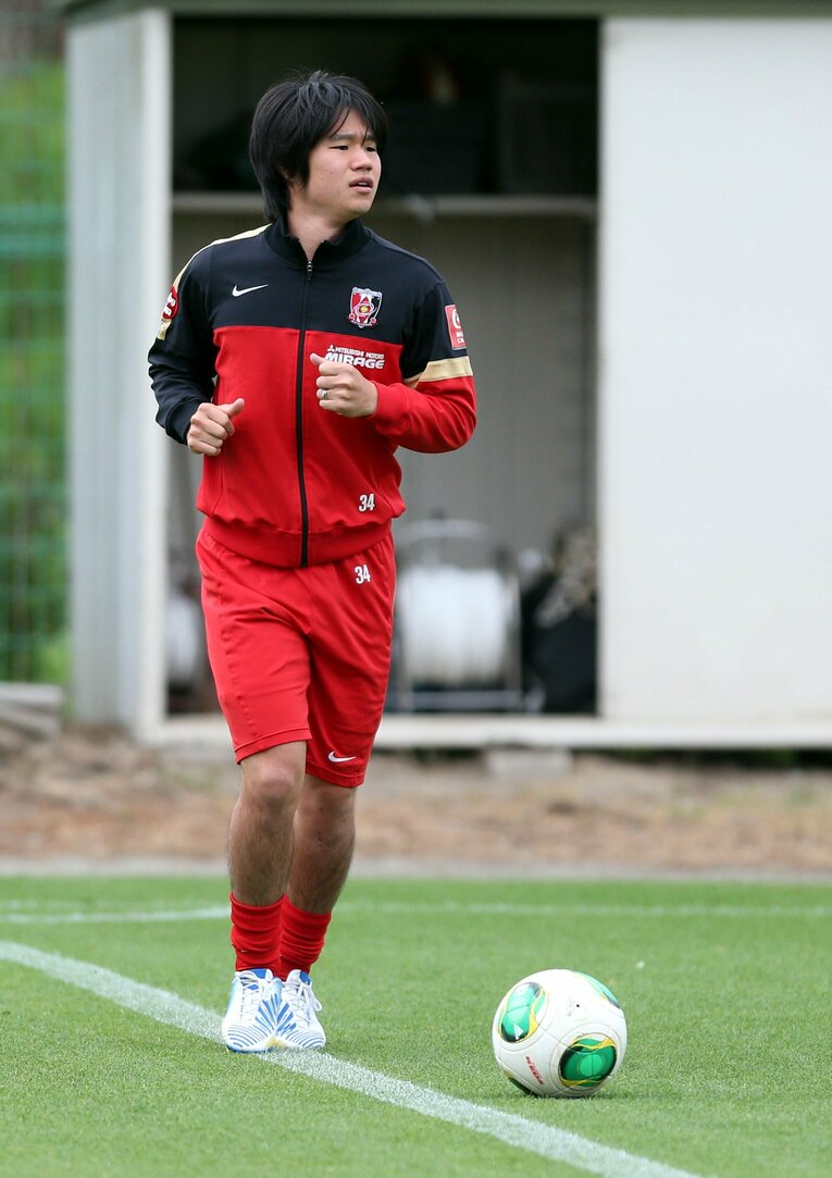 左膝前十字靭帯断裂から復帰した山田直輝（2013年4月）　©︎Sankei Shimbun