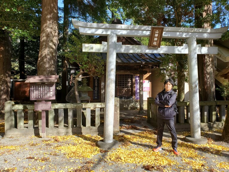 大平台駅近くの「山神神社」　©Number Web