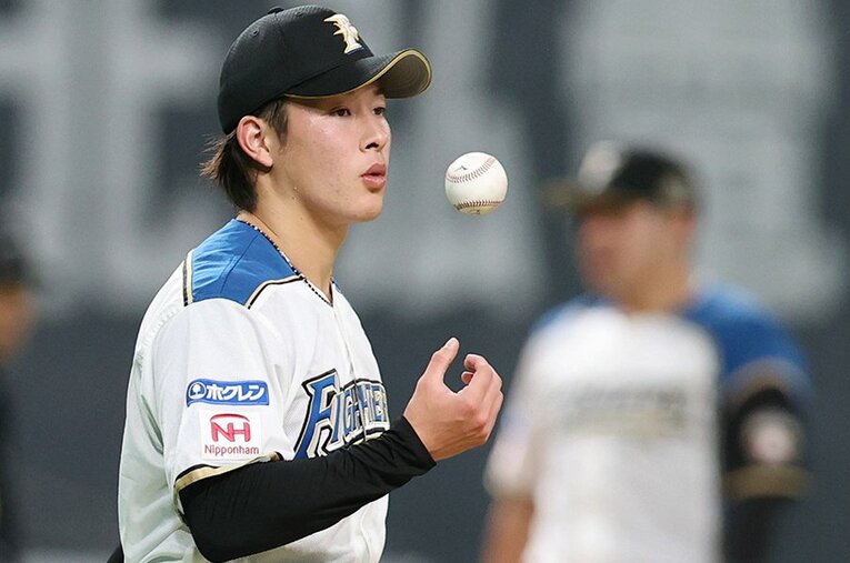 吉田輝星は高卒3年目の急成長を果たせるか(c)JIJI PRESS