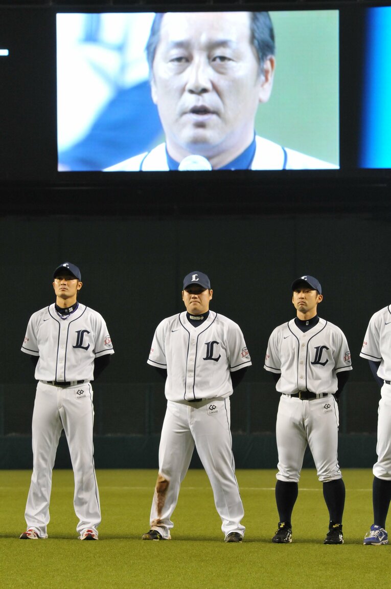 「サンペイ、三振してもいいからさ」“おかわりくん”ブレイク前夜の西武・中村剛也を救った言葉《祝・史上14人目の450本塁打》(57)