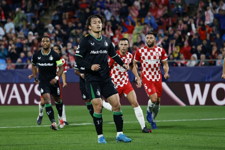 日本代表FW上田綺世は「勝っても無念そうだった」CL初ゴールを逃す“PK失敗”だけでなく…点取り屋のプライドを現地撮影カメラマンは見た(11)