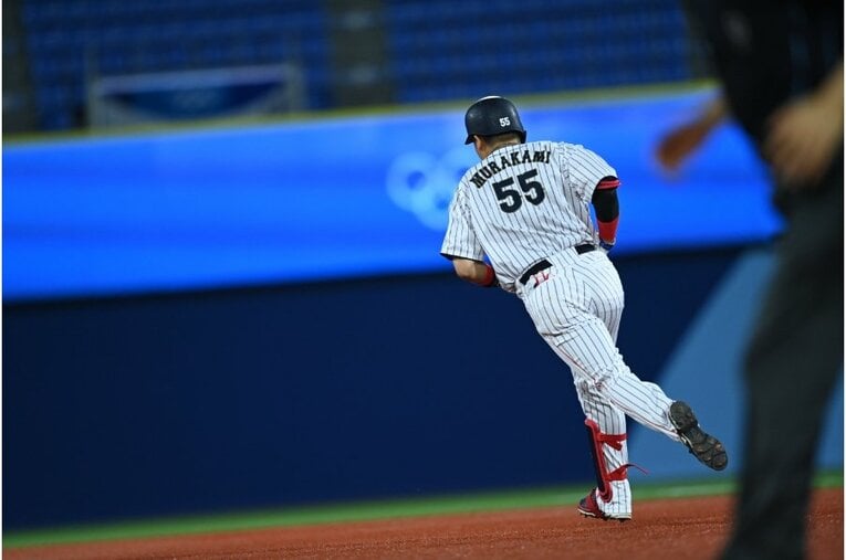 五輪決勝でのHR　©Naoya Sanuki/JMPA