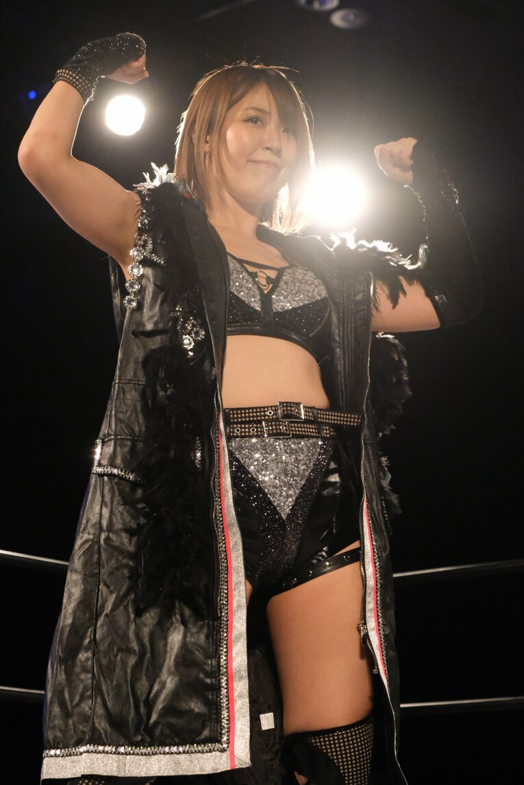 「フェリス卒のお嬢様vsセクシー女優」は熱戦に…スターダム人気女子レスラー・桜井まいの色気と狂気「私は“大人の魅力”で勝負できる」(10)