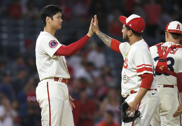 エンゼルスでは大谷翔平とともにプレーをしたキハダ（右）　©Getty Images