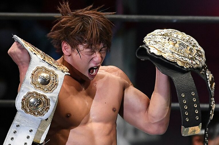 飯伏幸太は白いIWGPインターコンチネンタルのベルトに強い思いを抱く ／ photograph by Masashi Hara