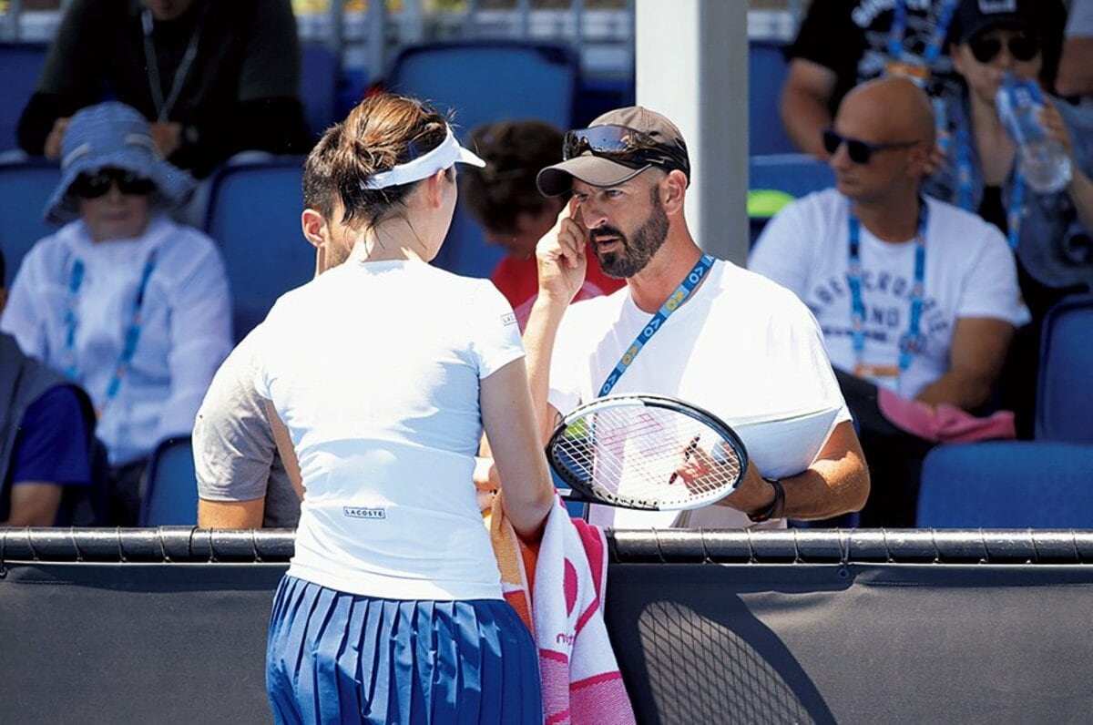 孤独な戦い テニスの本質とは 試合中の指導がなじまない理由 大坂なおみの理想は すべて自分でやる 女子テニス Number Web ナンバー