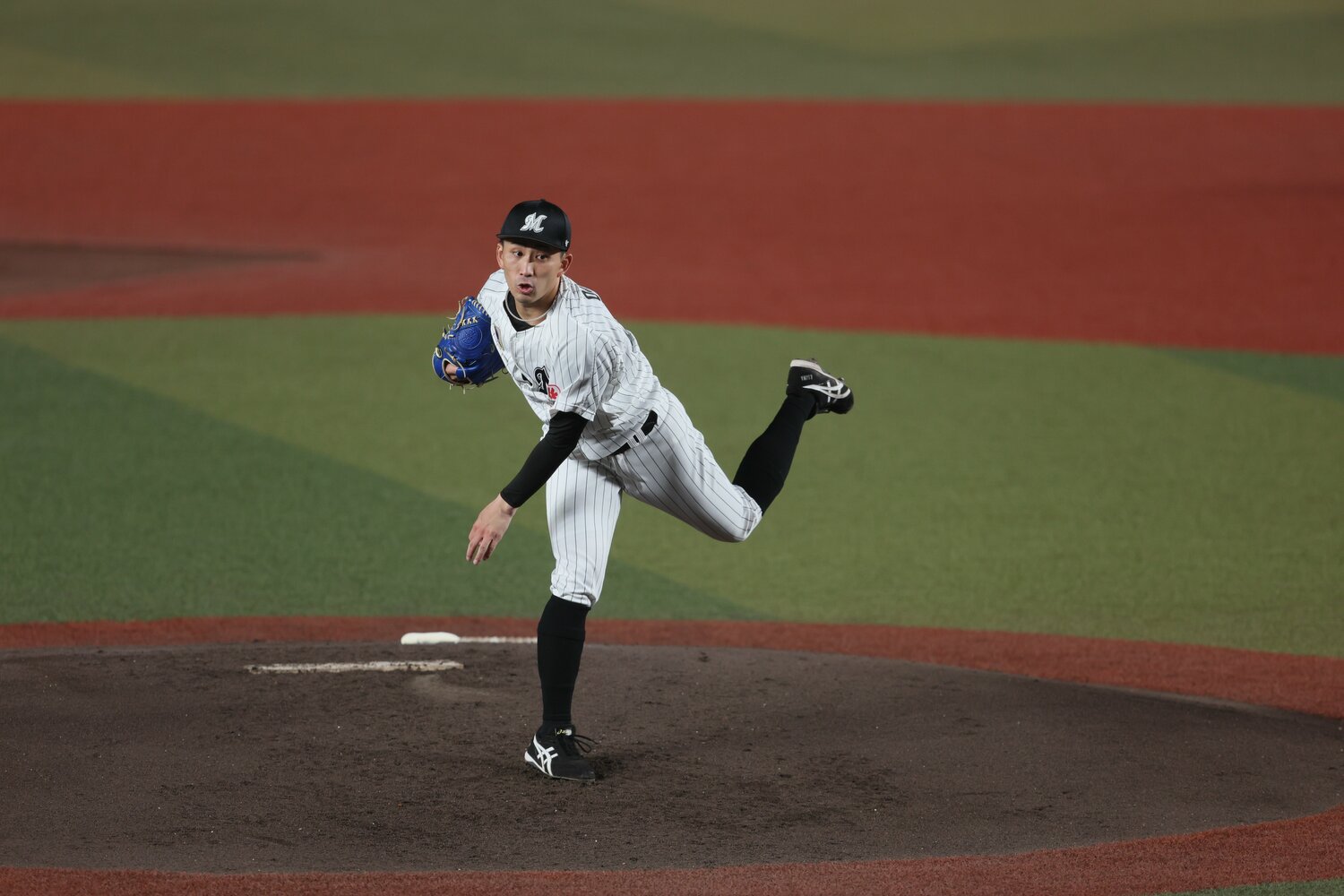 力投する小島 ©︎Chiba Lotte Marines