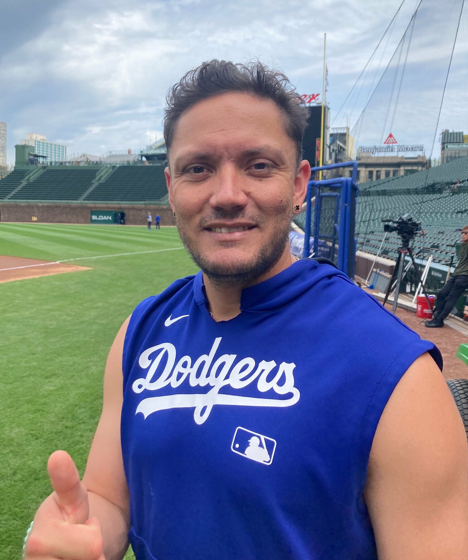 自身のInstagramに息子を抱っこするイチローの姿をアップして話題になったミゲル・ロハス。殿堂入りセレモニーが行われた直後の7月下旬、単独インタビューでじっくりと語ってもらった（筆者撮影）